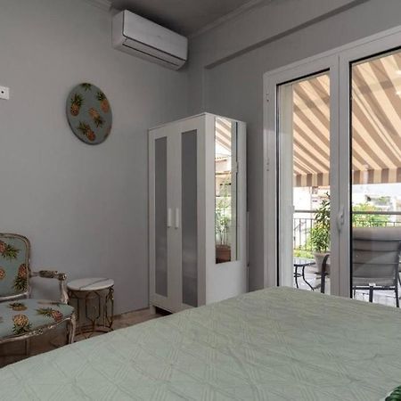 Artistic Apt In Vibrant Gazi With Large Terrace By Ghh Atena Exterior foto