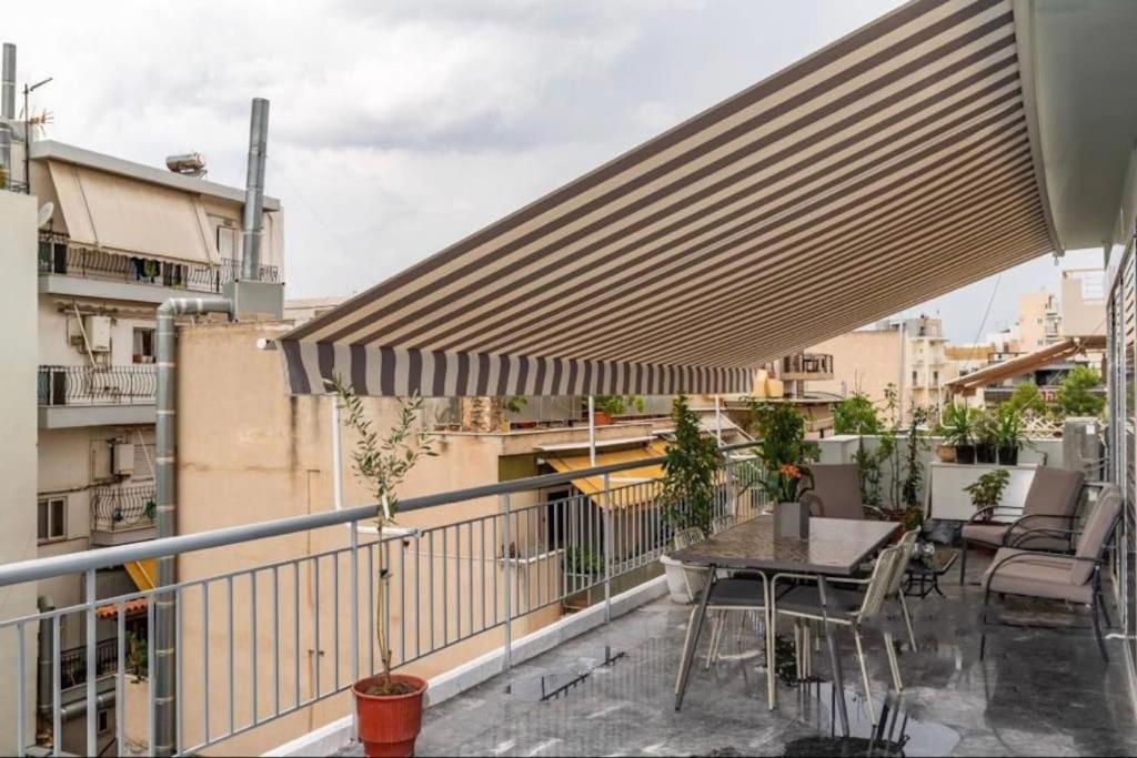 Artistic Apt In Vibrant Gazi With Large Terrace By Ghh Atena Exterior foto