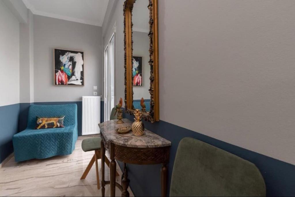 Artistic Apt In Vibrant Gazi With Large Terrace By Ghh Atena Exterior foto