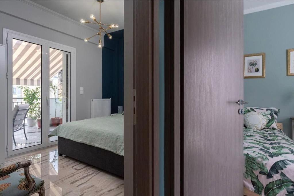 Artistic Apt In Vibrant Gazi With Large Terrace By Ghh Atena Exterior foto