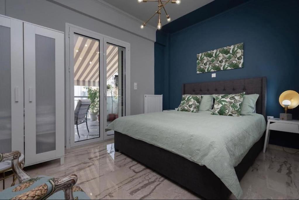 Artistic Apt In Vibrant Gazi With Large Terrace By Ghh Atena Exterior foto